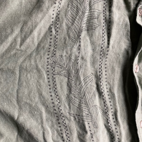 Sobrino Leaf Print Button Up - Picture 2 of 4